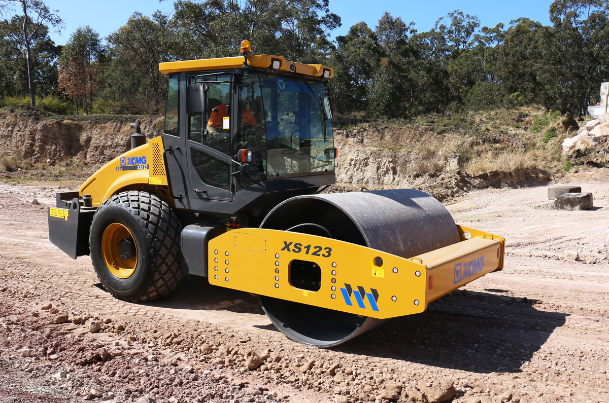 XCMG-ROAD-ROLLERS-ASV-SALES-SERVICE