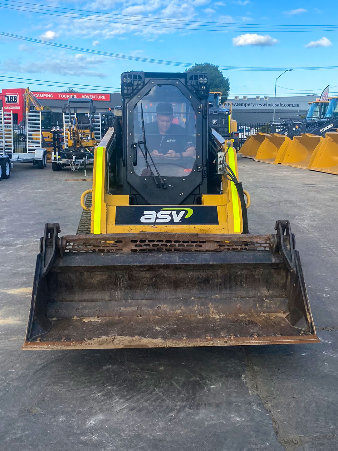 Used-RT75HD-web-2
