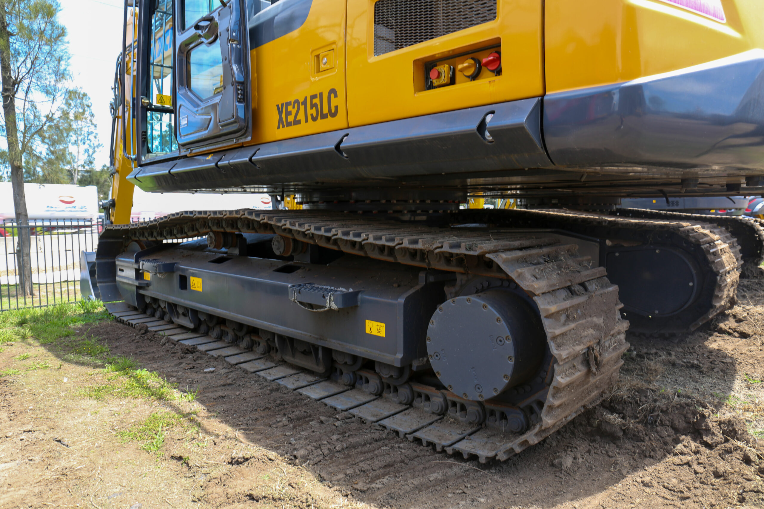 XCMG-XE215LC-web-5