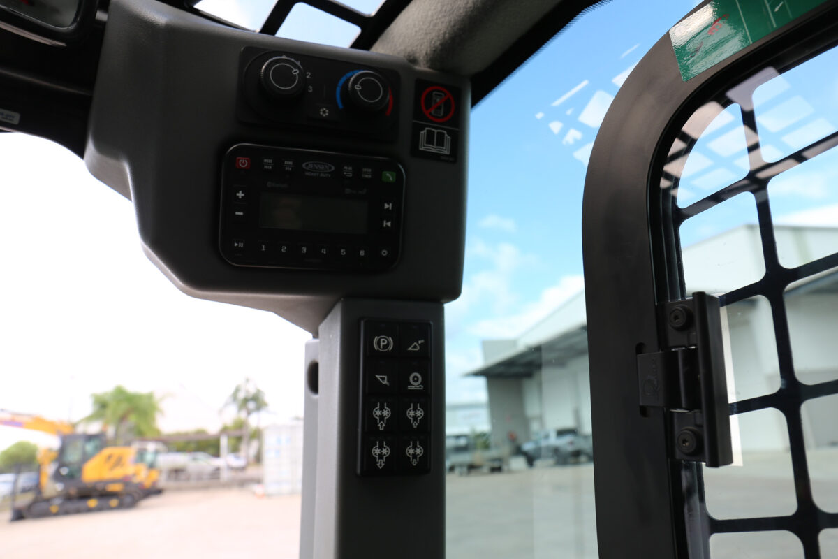 ASV RT65 Used Machine-cab