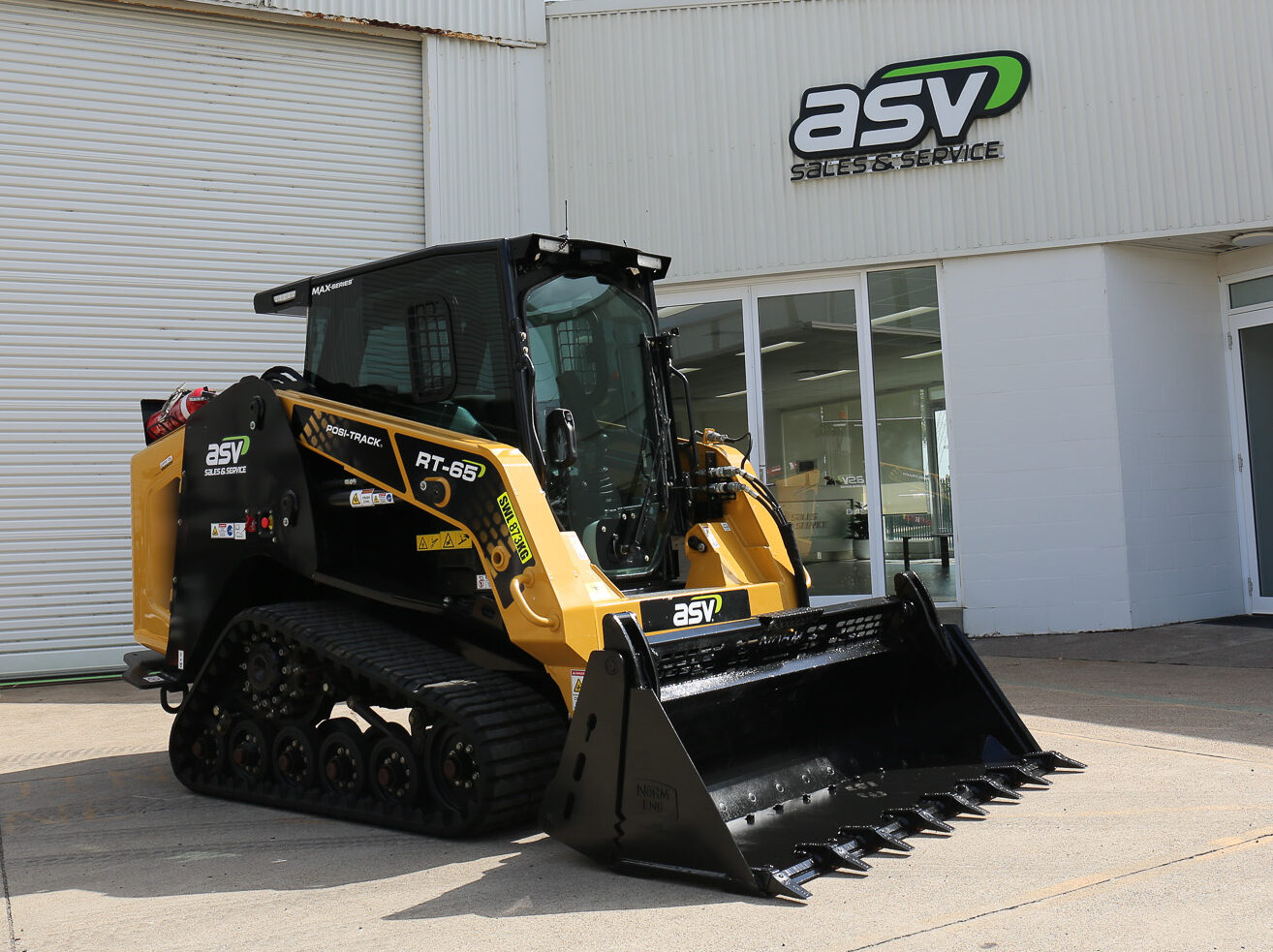 2025 ASV RT-65 Posi-Track Loader image 3