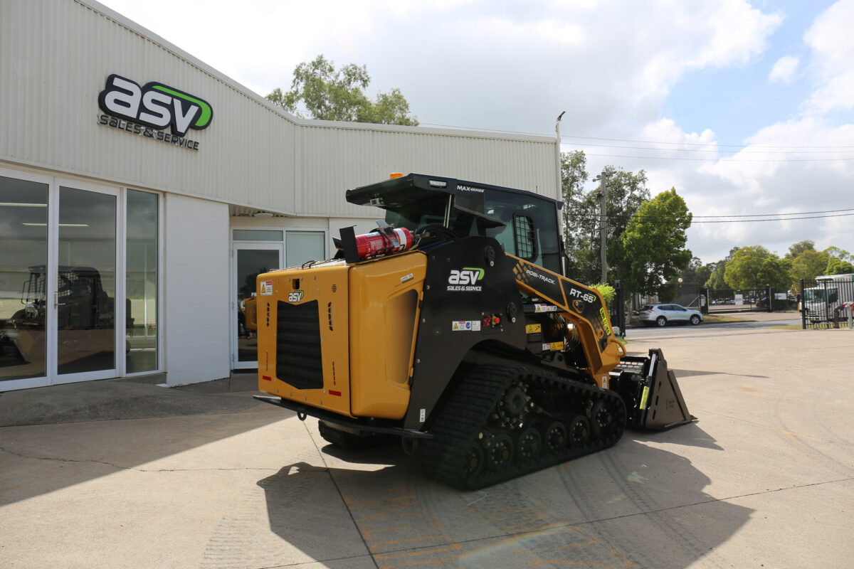 ASV RT65 Used Machine reight back