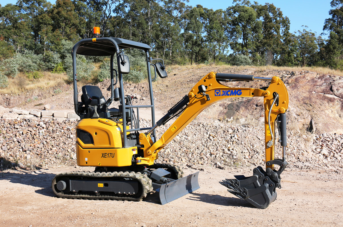 XCMG-XE17U-Mini-Excavator-3