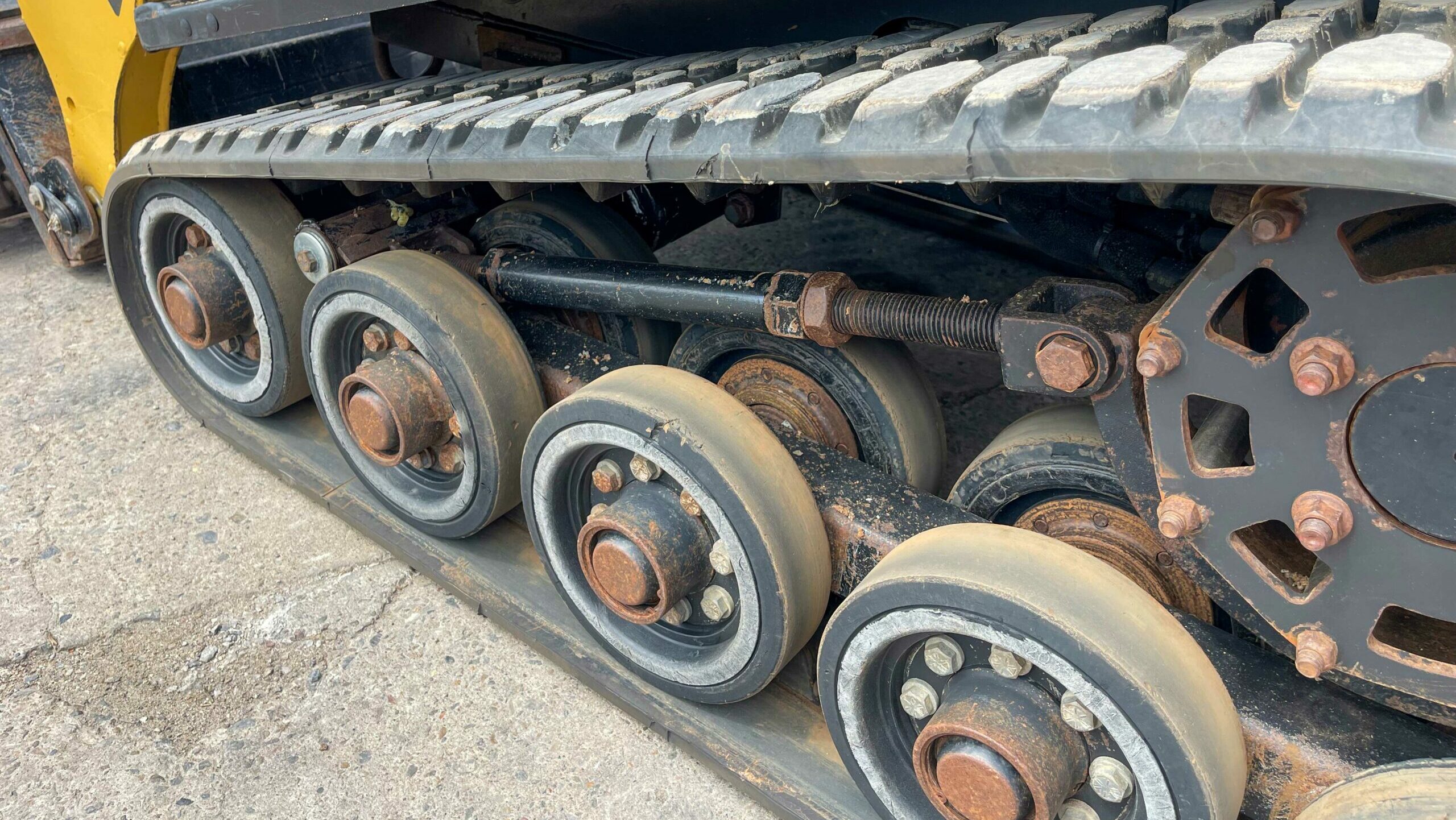 2021 ASV RT-25 Posi-Track Loader image 6
