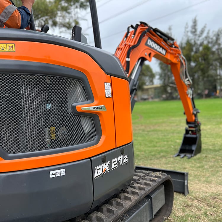 Develon-Doosan-Mini-Excavator-DX27Z-Newcastle-Perth-Brisbane-Sunshine-Coast-Sale-Hire.3jpg