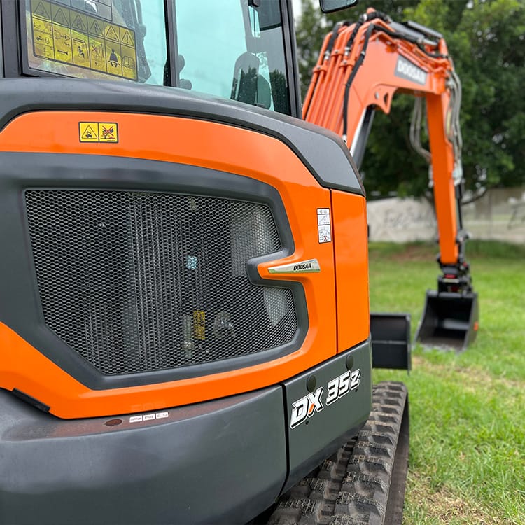 Develon-Doosan-Mini-Excavator-DX35Z-Newcastle-Perth-Brisbane-Sunshine-Coast-Sale-Hire-2