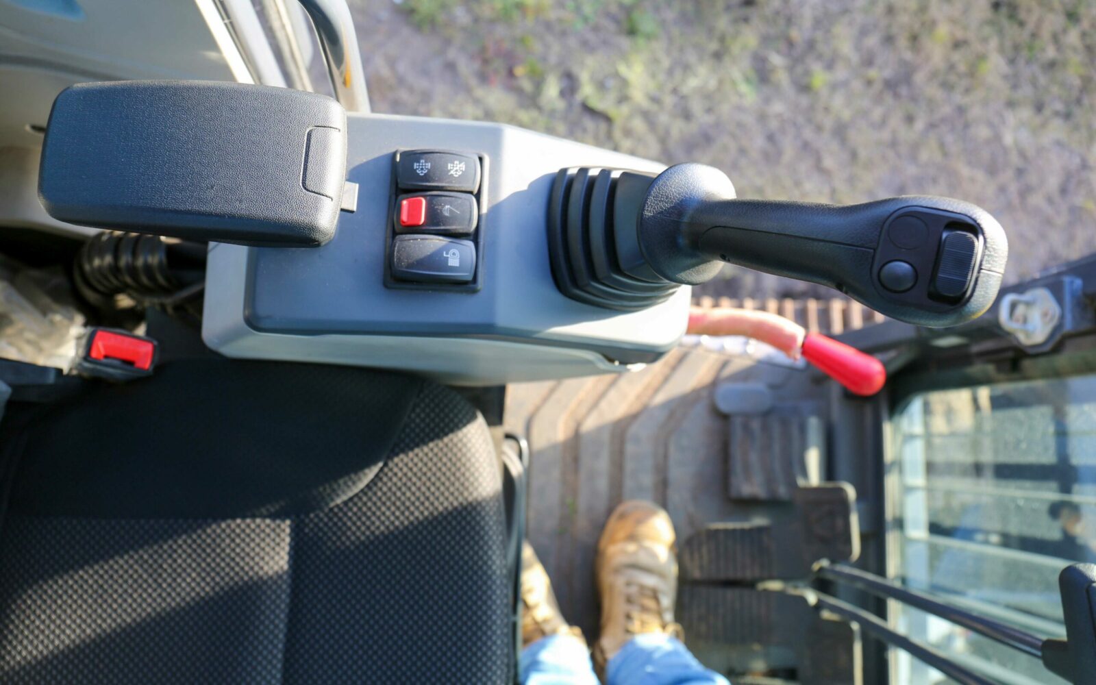 XCMG XE155ECR Excavator Ex Demo (14)