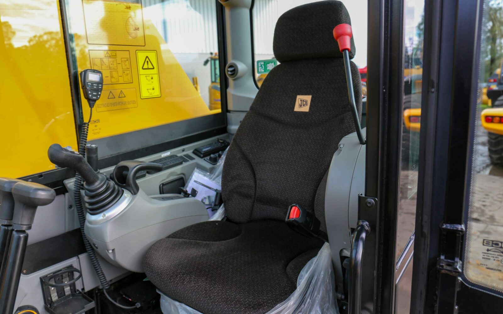 JCB 90Z Excavator (19)