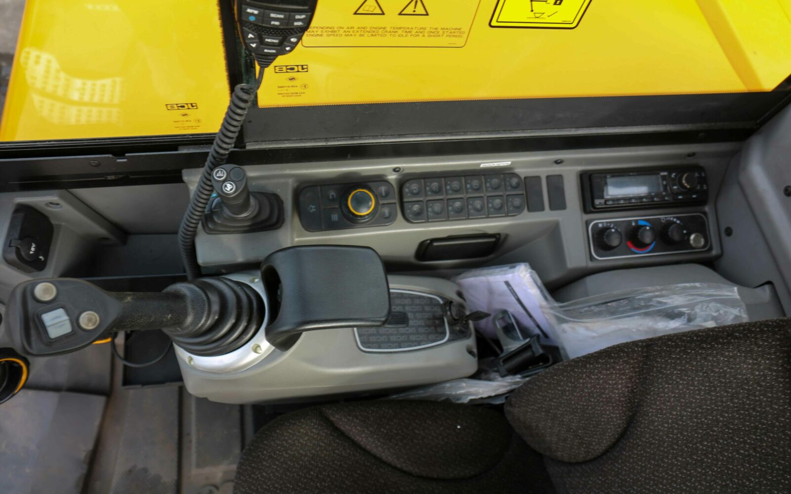 JCB 90Z Excavator (20)