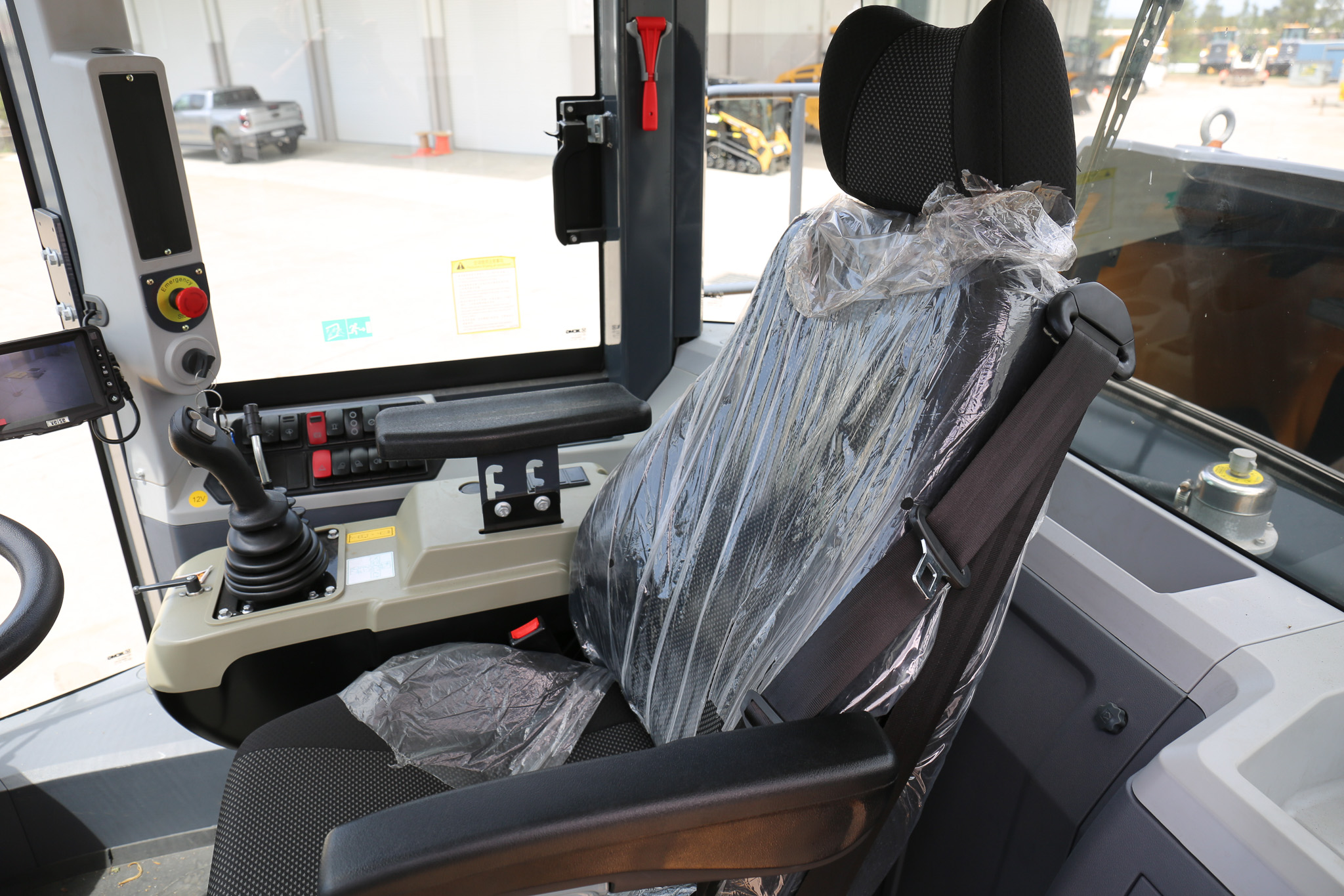 Ex-Demo XCMG XC958 Wheel Loader image 8