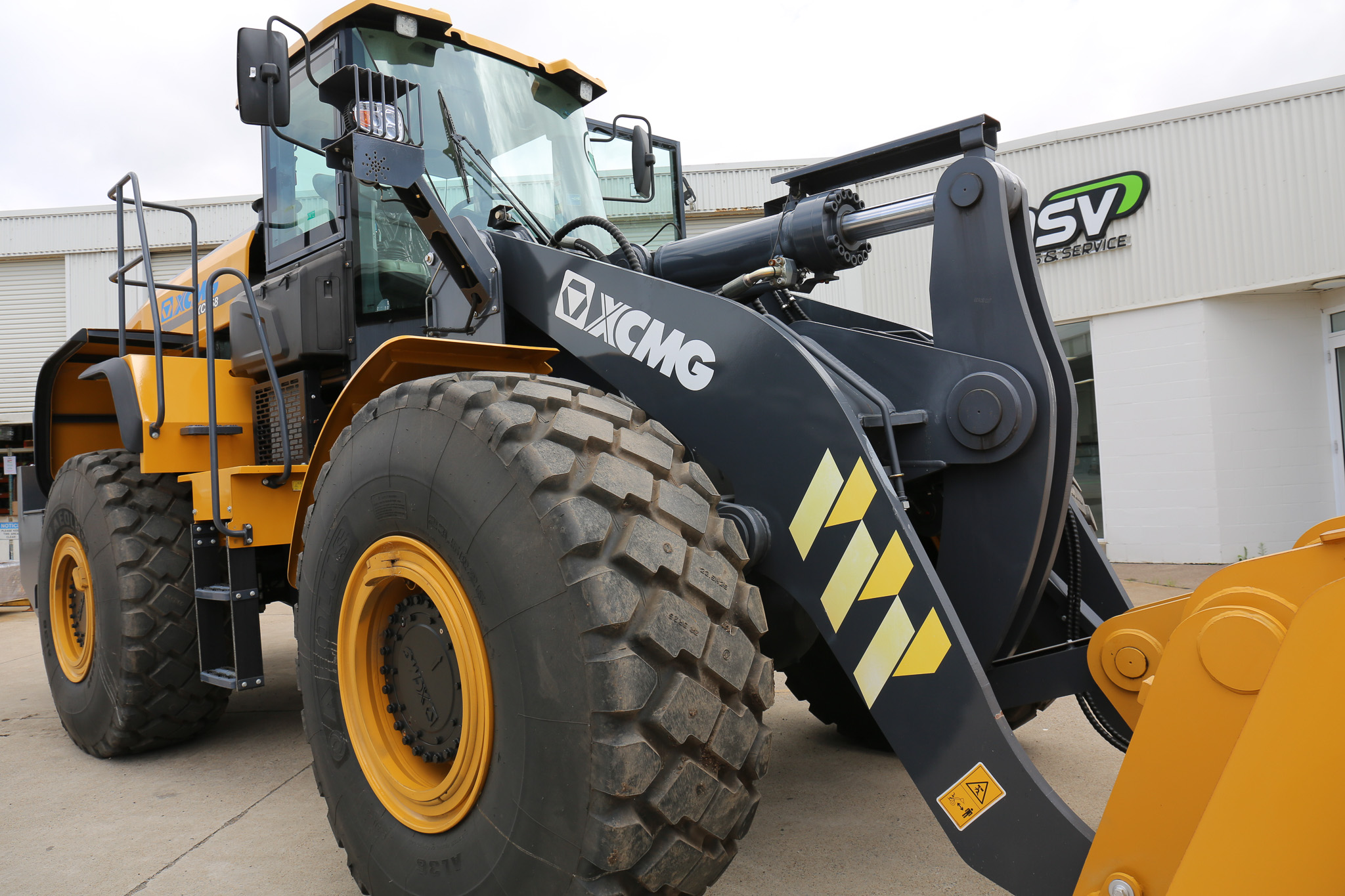 Ex-Demo XCMG XC958 Wheel Loader image 4