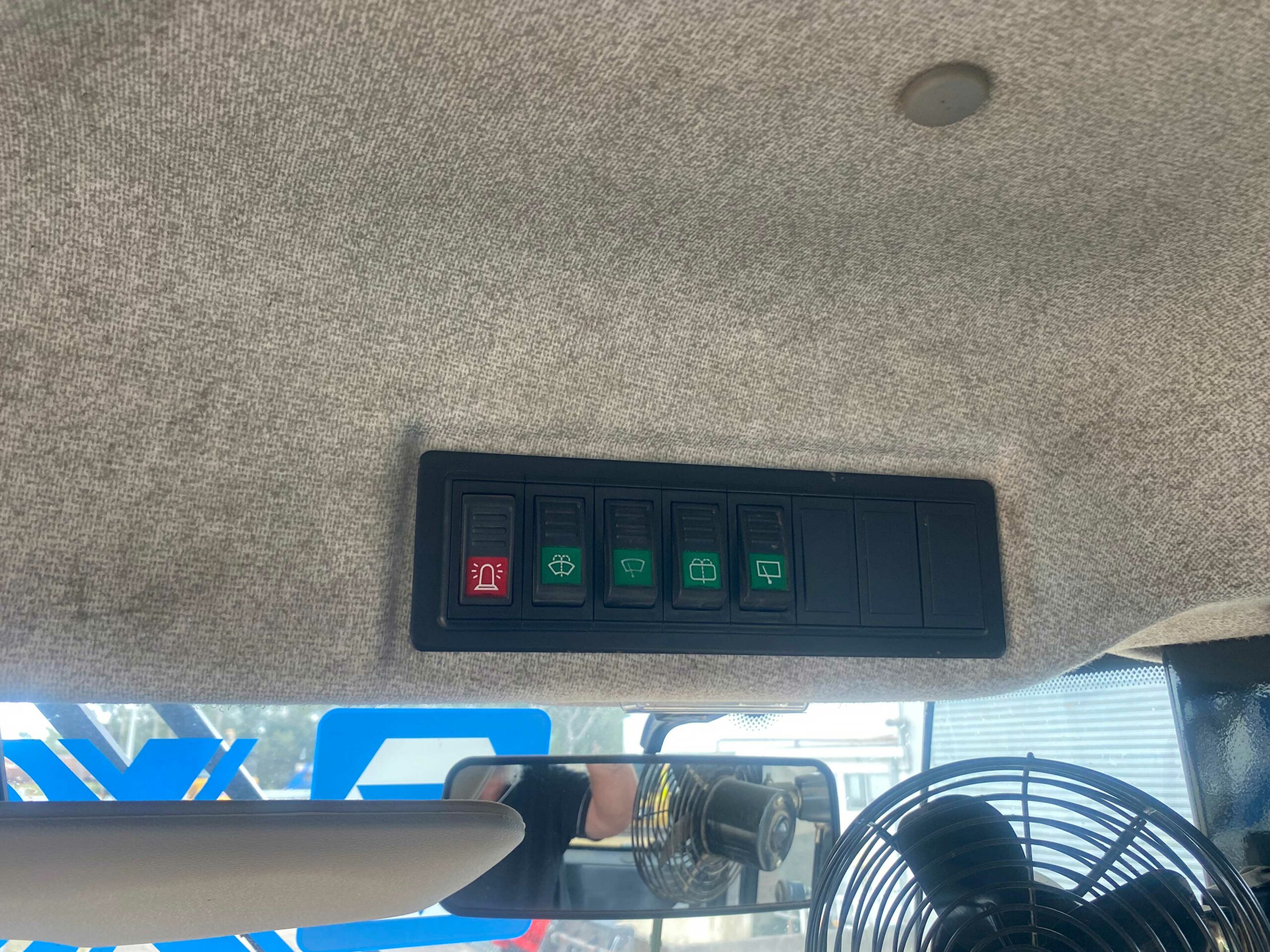 XCMG XS123 Smooth Drum Roller image 8