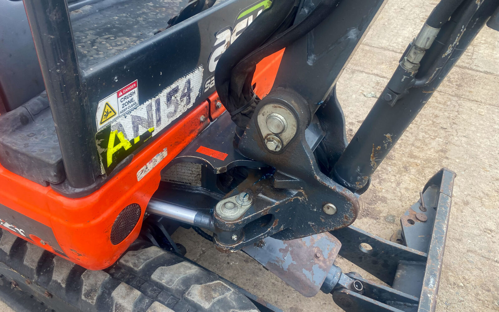 2019 Euocomach ES18ZT mini excavator (13)
