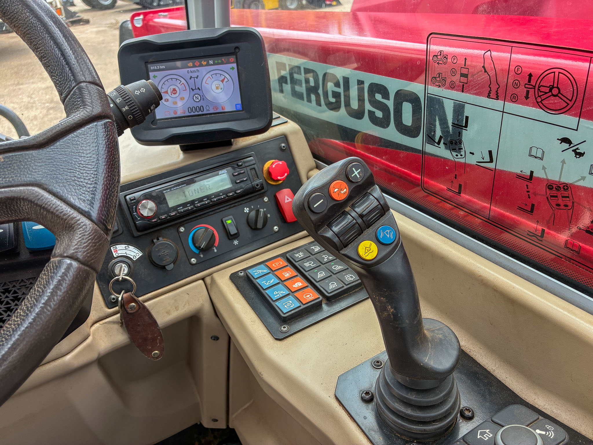 2022 Massey Ferguson Telehandler image 3