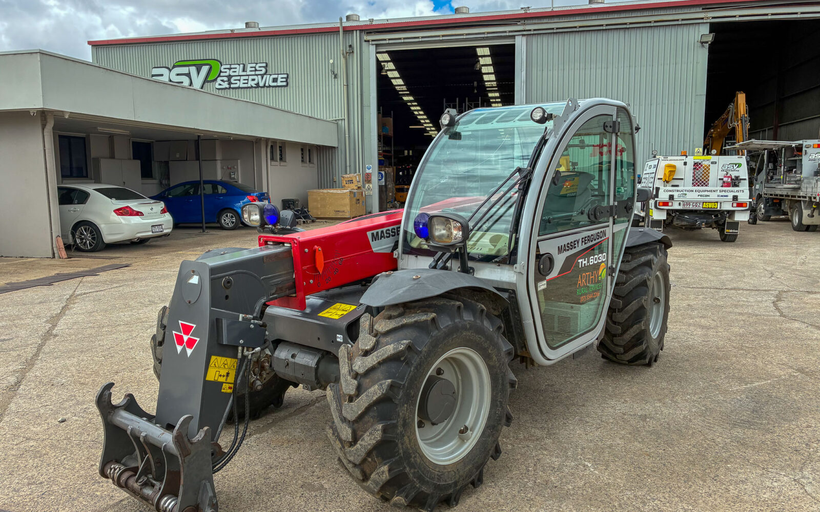 Used Massey Ferguson Telehandler (2)