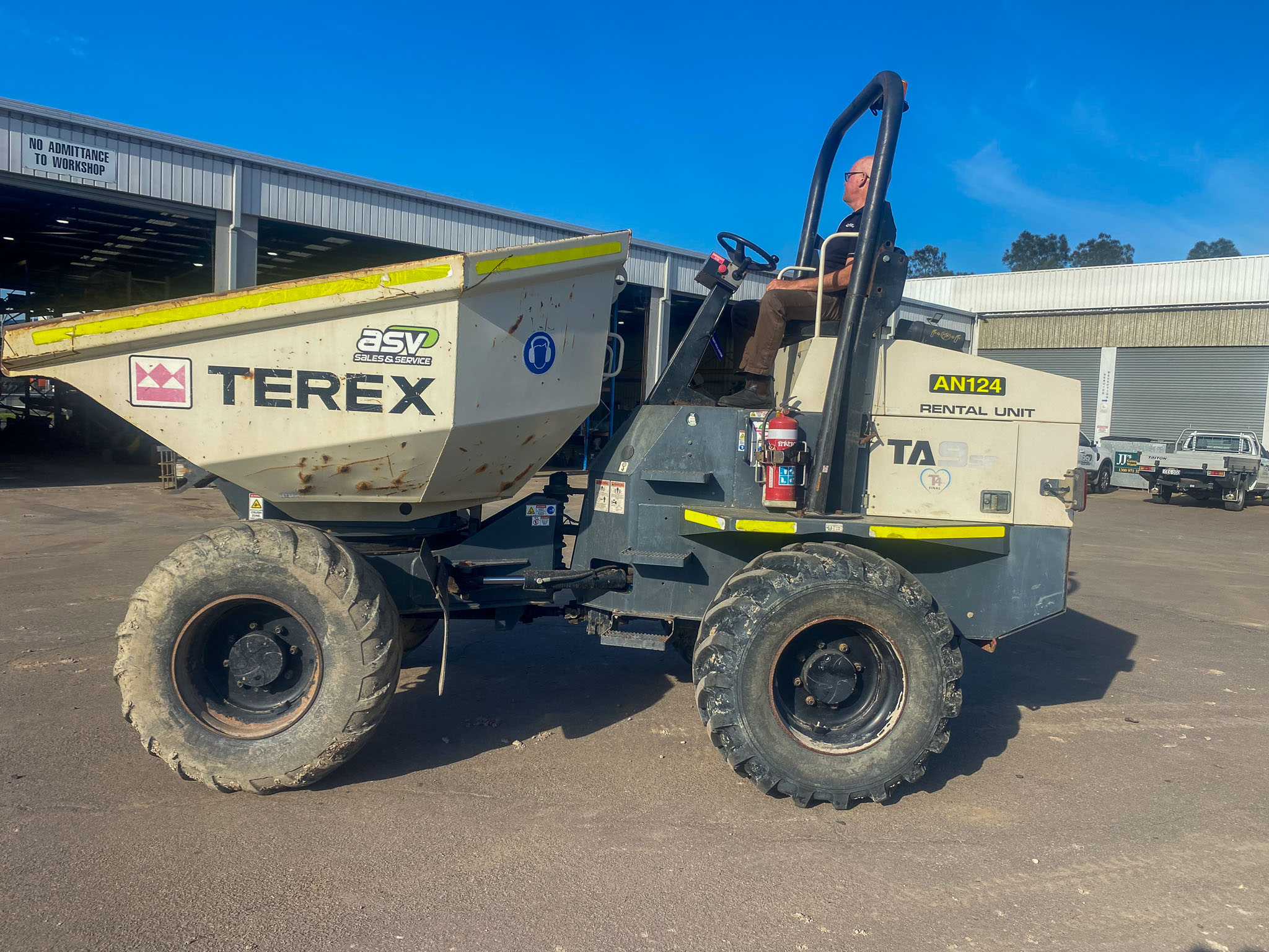 2017 Terex TA9S Site Dumper image 6
