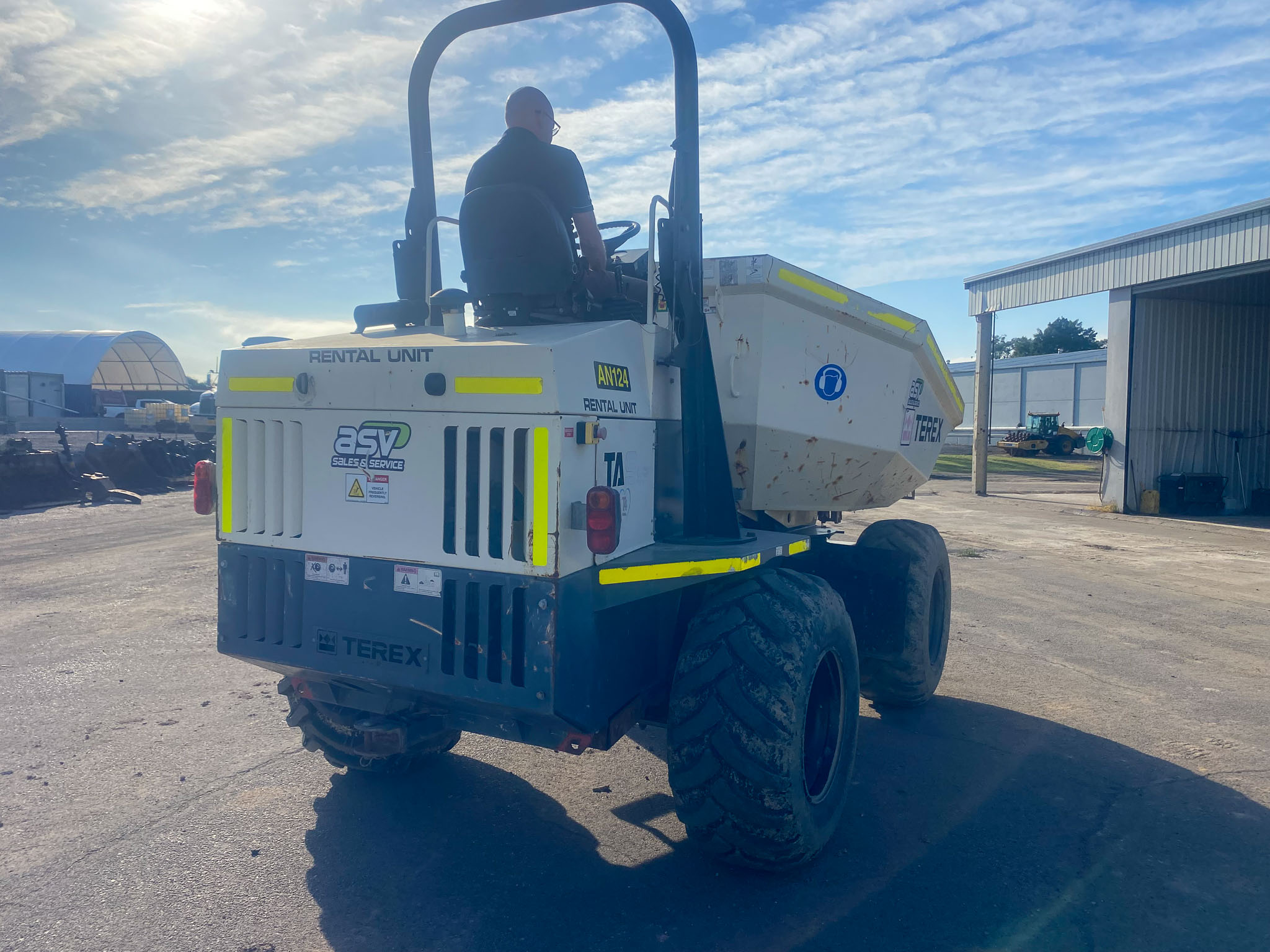 2017 Terex TA9S Site Dumper image 8