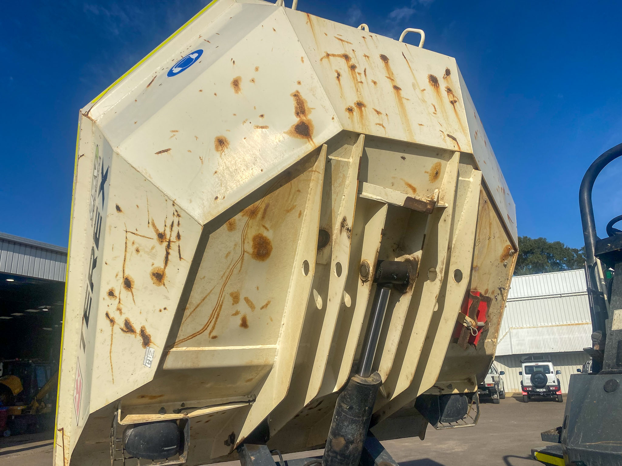 2017 Terex TA9S Site Dumper image 3