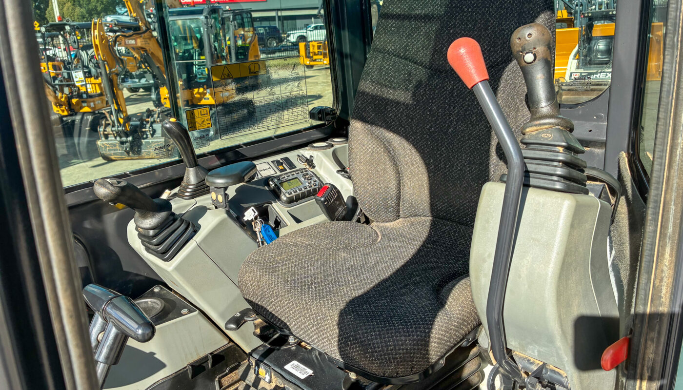 2020 Bobcat E45 mini excavator (6) 2020 Bobcat E45 mini excavator (6