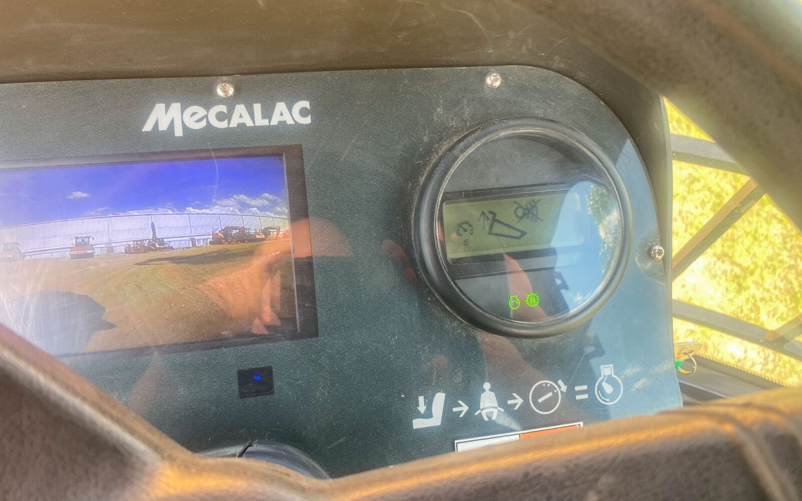 2023 Mecalac Dumper