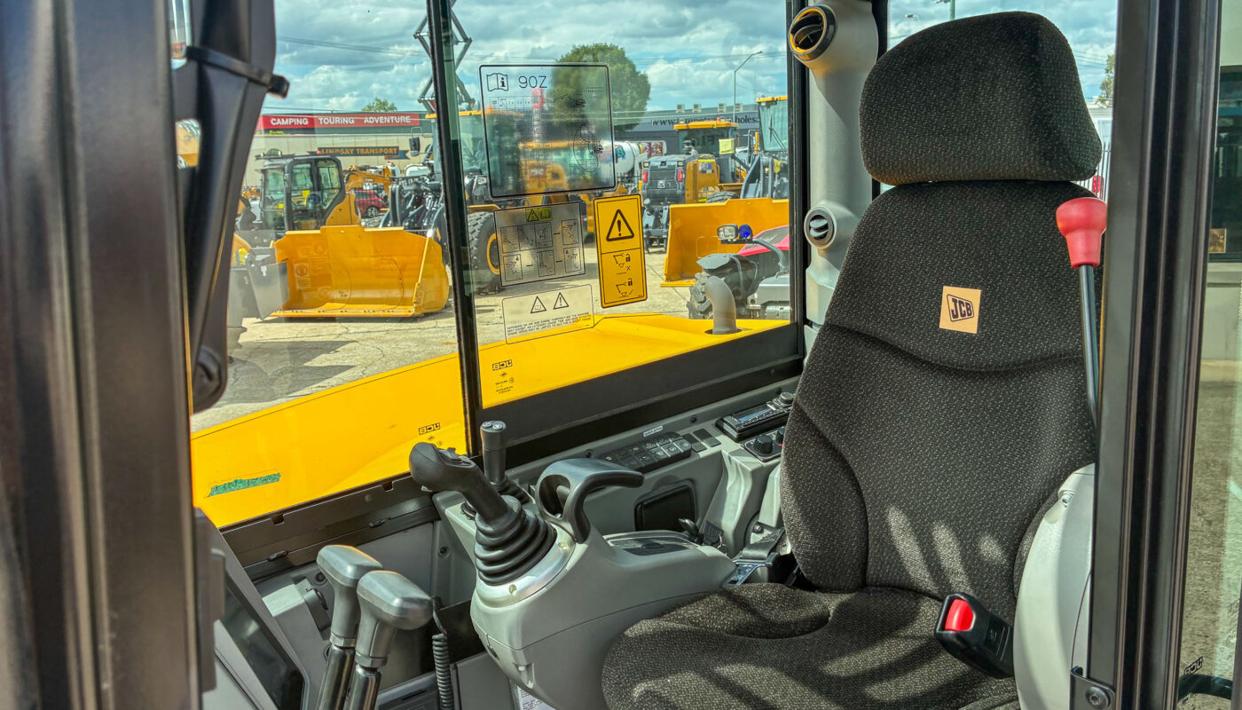 2024 JCB 90Z Excavator (10) 2024 JCB 90Z Excavator (10)