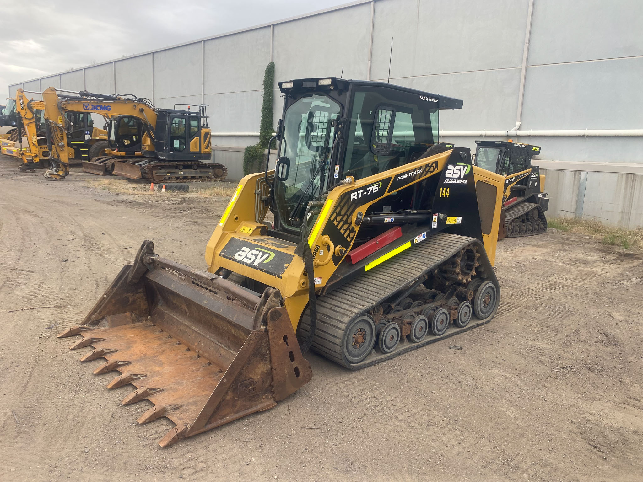 2022 ASV VT-70 Posi-Track Loader image 2