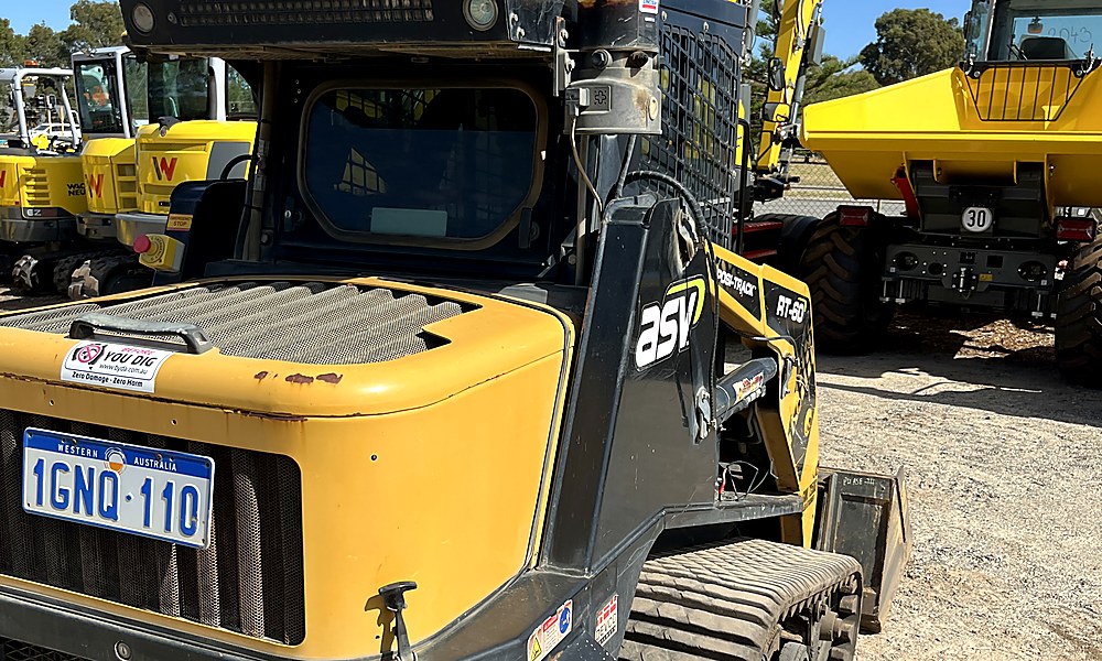 2018 ASV RT-60 Posi-Track Loader image 3