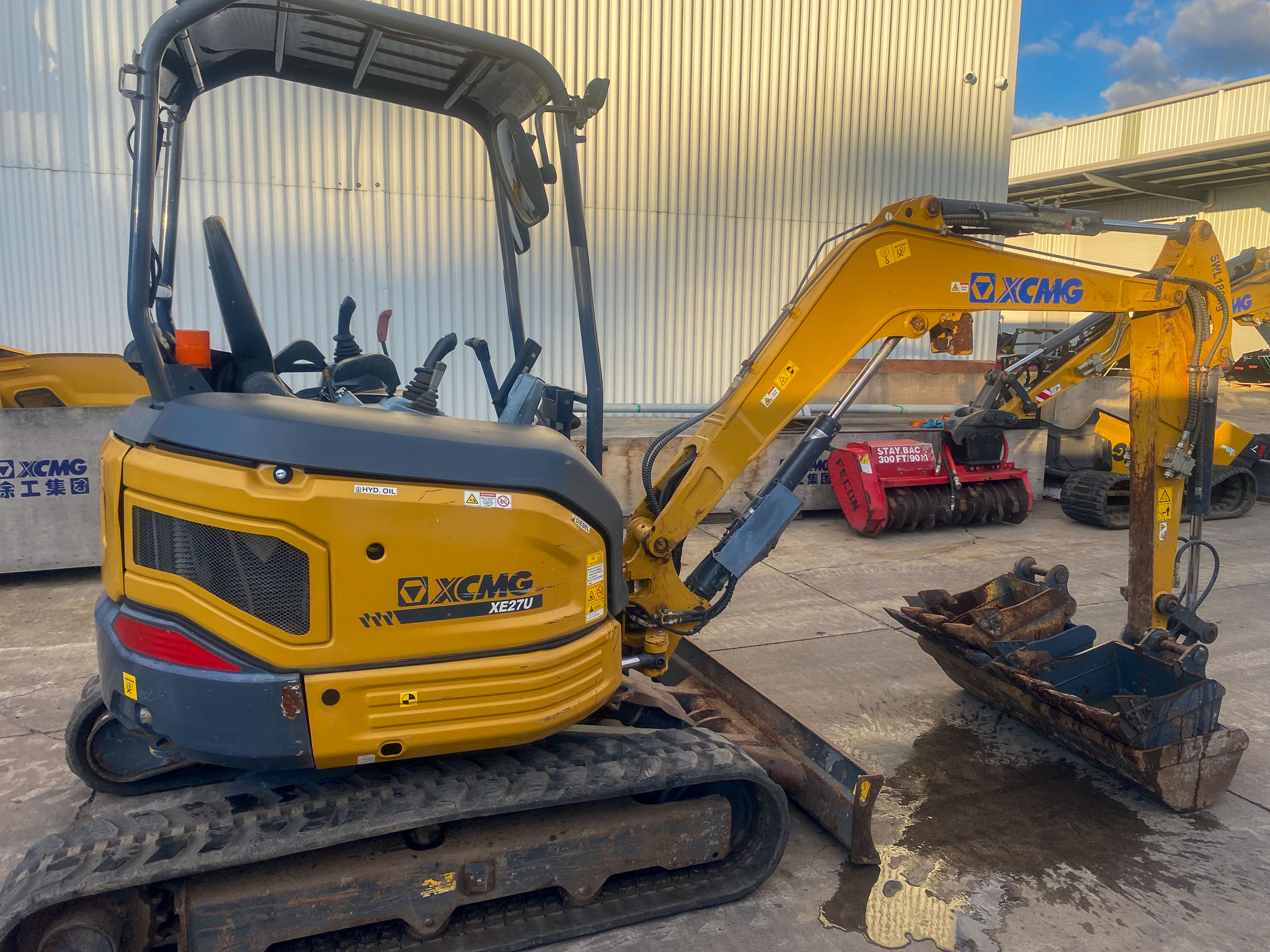 2022 XCMG XE27U Mini Excavator image 10
