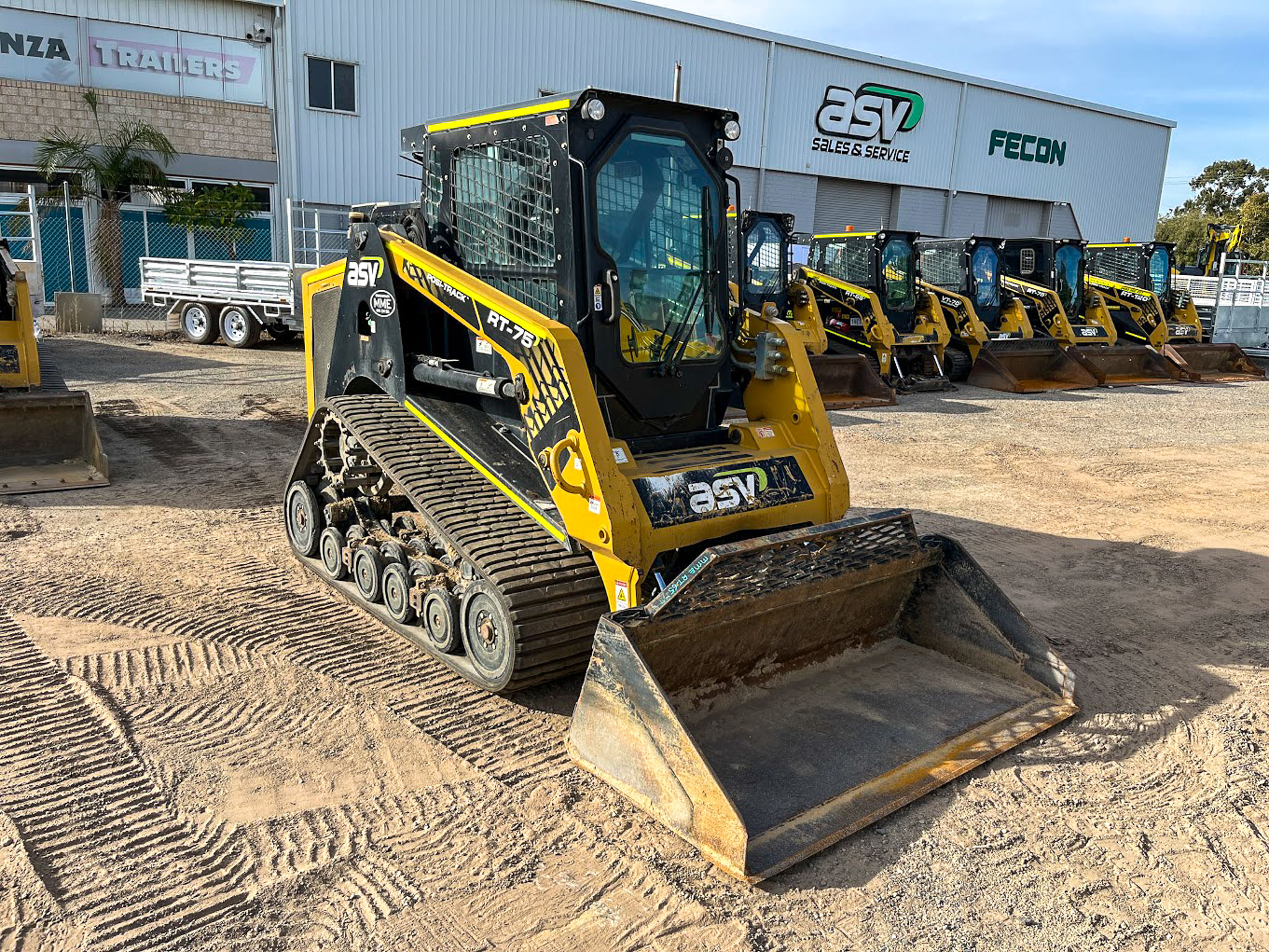 2019 ASV RT-75 Posi-Track Loader image 4