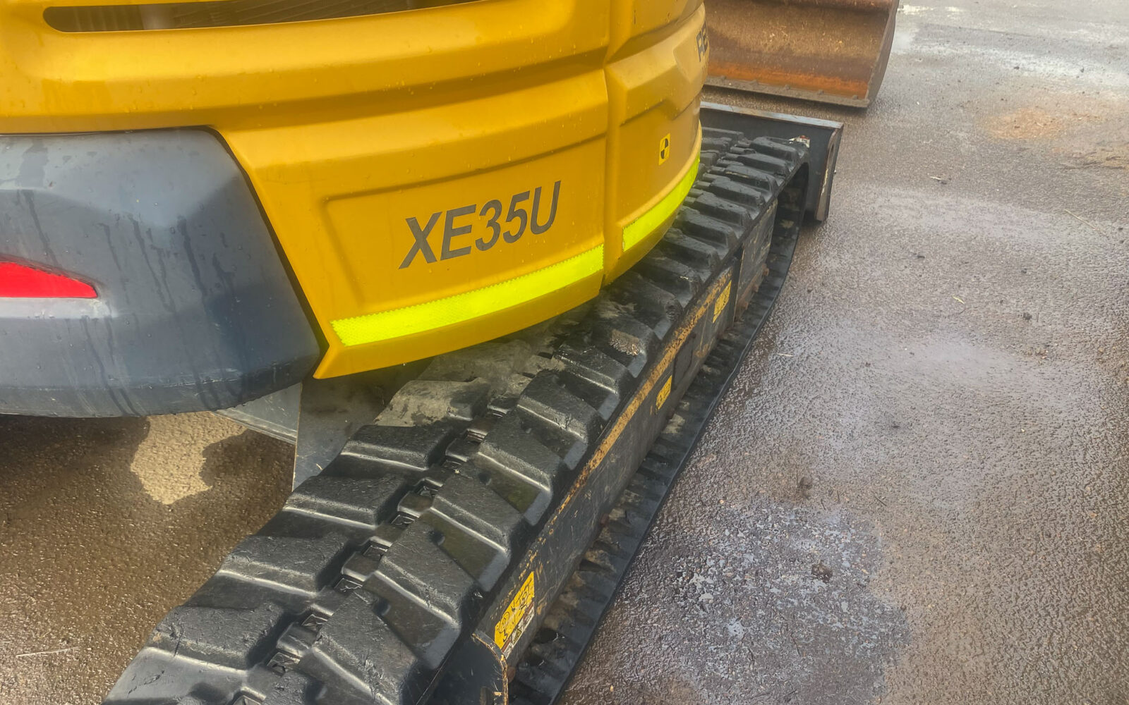 2020 XCMG XE35U Excavator (1)