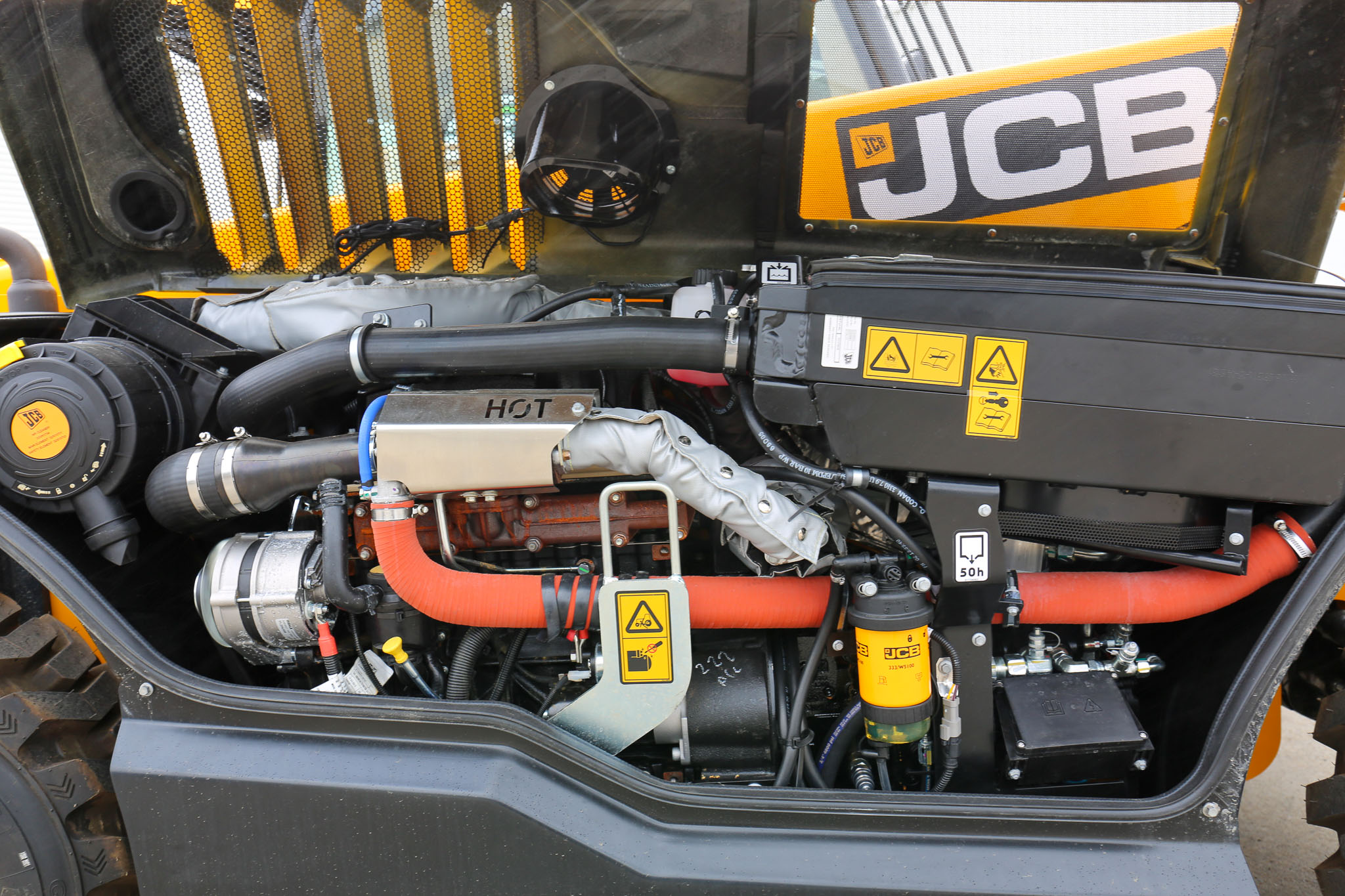 2025 JCB 525-60 Industrial Telehandler image 7