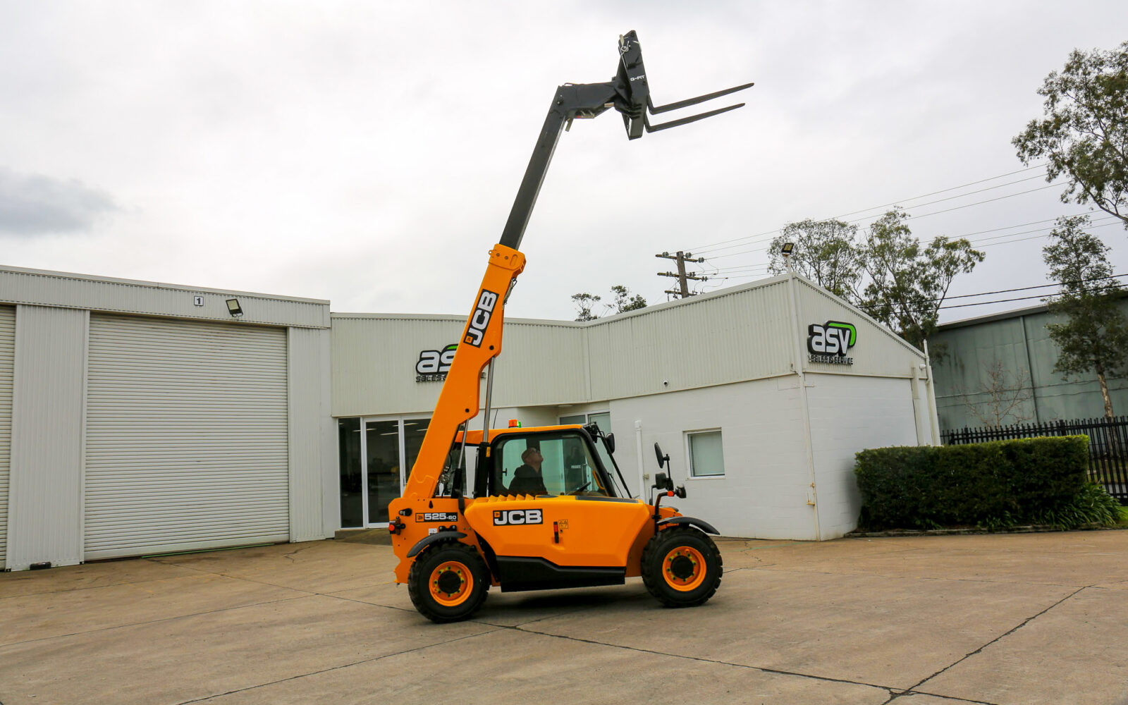 JCB525-60 Ex Demo Telehandler (24)