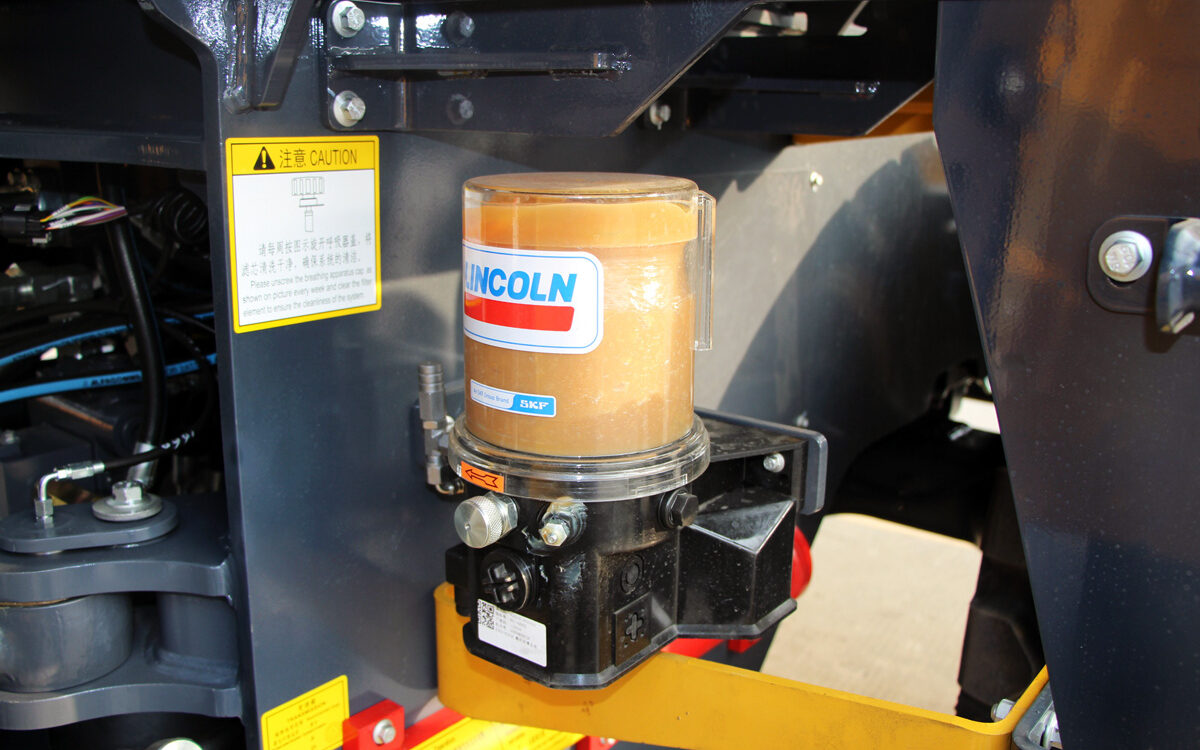 XC948-Wheel-Loader-Maintenance XC948-Wheel-Loader-Maintenance