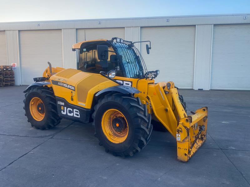 2021 JCB 532-70 Agri Super Telehandler image 6
